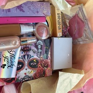 Mystery make up box